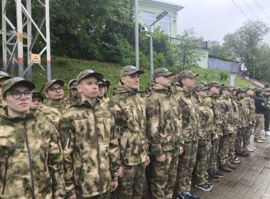 Мурманские курсанты встретили агитационный поезд  «Единство в памяти. Сила в подвиге»