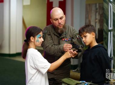 Центр «ВОИН» показал современное российское оружие и дроны на фестивале в Североморске