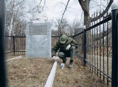 На службе памяти: курсанты Центра «ВОИН» продолжают участие в акции «Мы за чистоту»