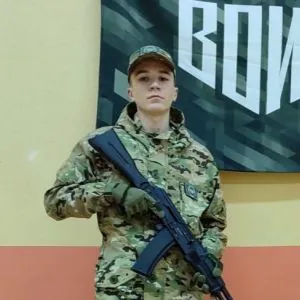 Динар Валитов